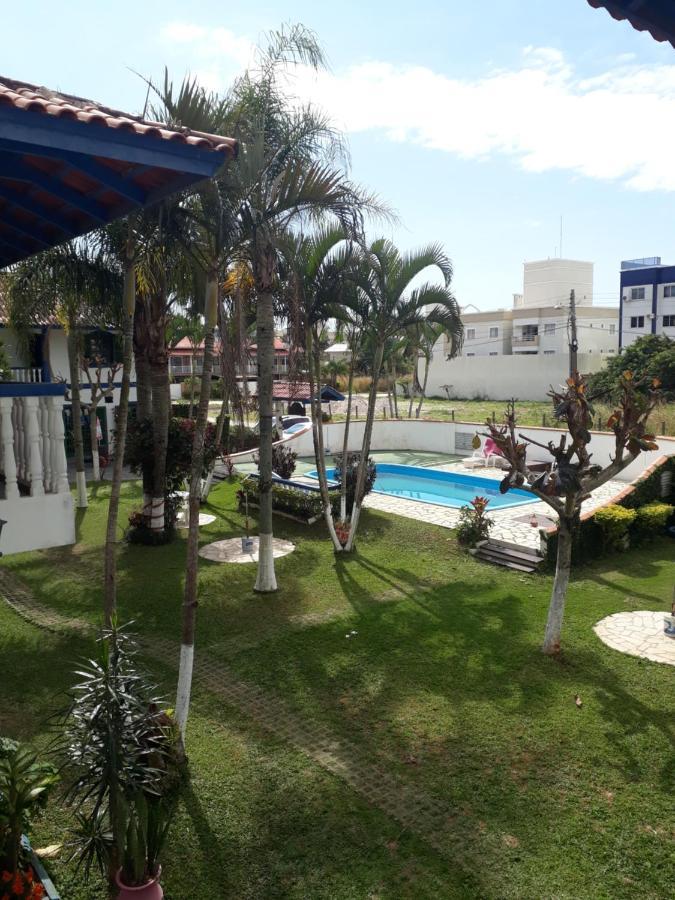 Residencial Colonial Amarelo A 150M Da Praia De Mariscal Aparthotel Бомбиняс Екстериор снимка