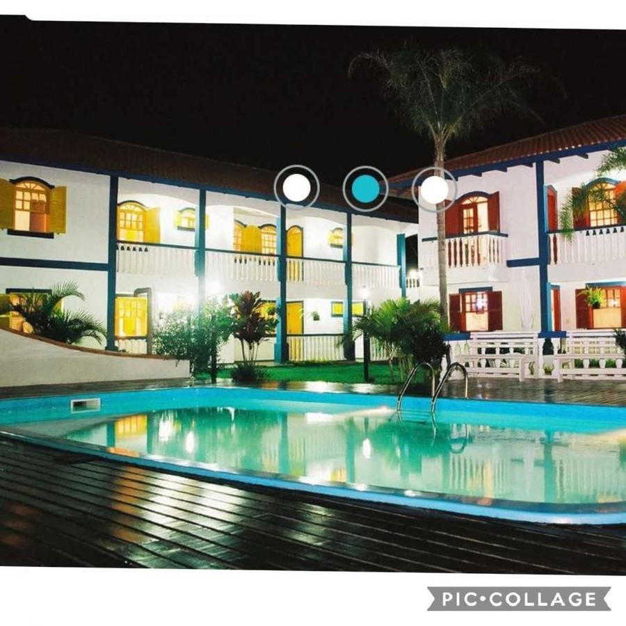 Residencial Colonial Amarelo A 150M Da Praia De Mariscal Aparthotel Бомбиняс Екстериор снимка